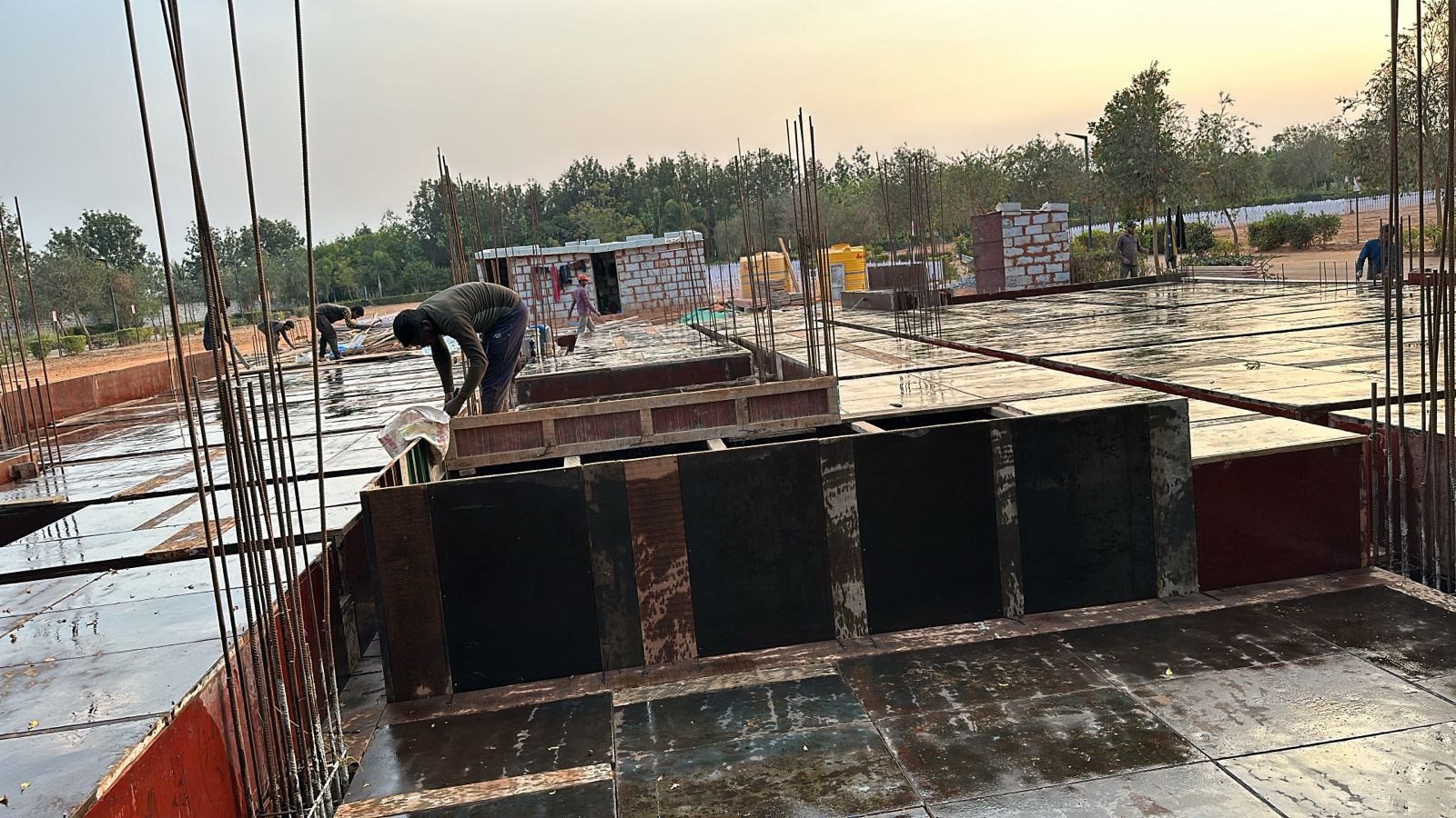 Slab shuttering and beam boxes prepared for concrete pour
